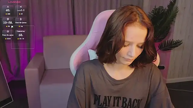 Онлайн чат XXX AliceJohansone