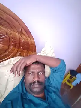Paramkeerthi 即時 XXX 聊天