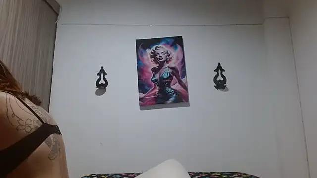 Crystal_Star_ live XXX chat