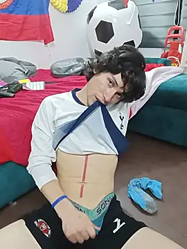 Czat XXX na żywo – LittleTymmy