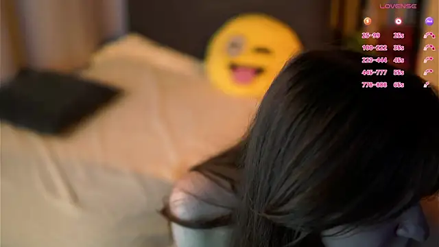 Chat XXX en directo de ClarineCasebolt