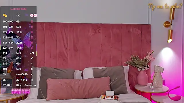 دردشة Mayzzie الجنسية المباشرة