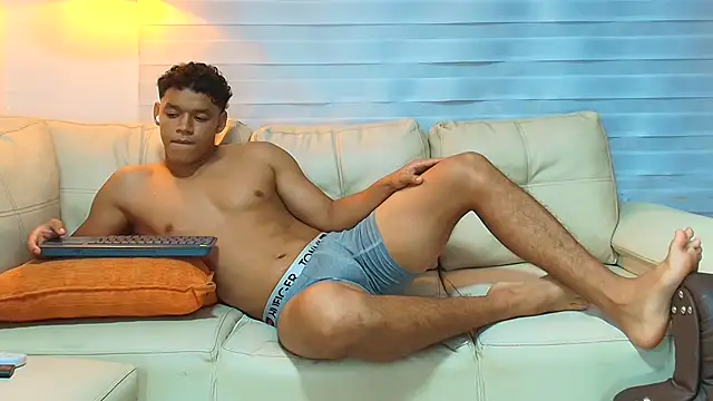 oliver_evans_ 라이브 XXX 채팅