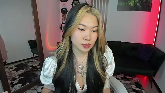 Chat XXX ao vivo de LunaPurrr