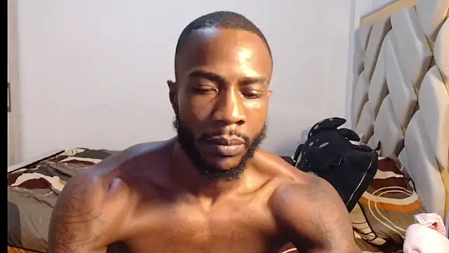 YANADEBAYO XXX чат на живо