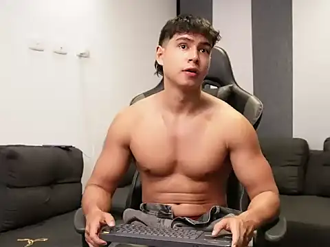 Bray_Kevin Live XXX-chat