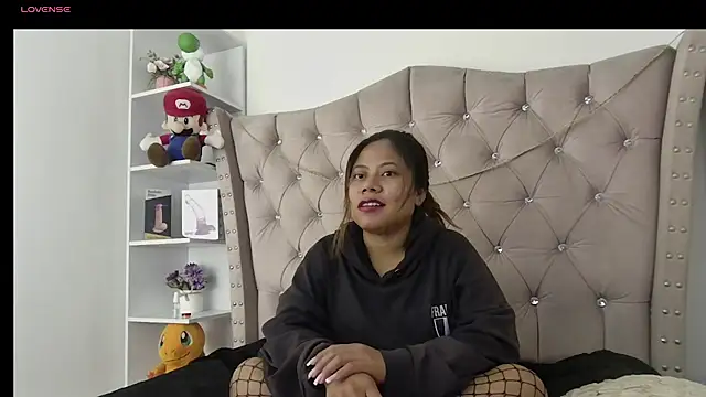 Madi_cutee's Live XXX Chat