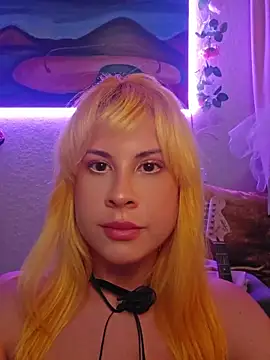 ItsAuroraBorealis' Live XXX Chat