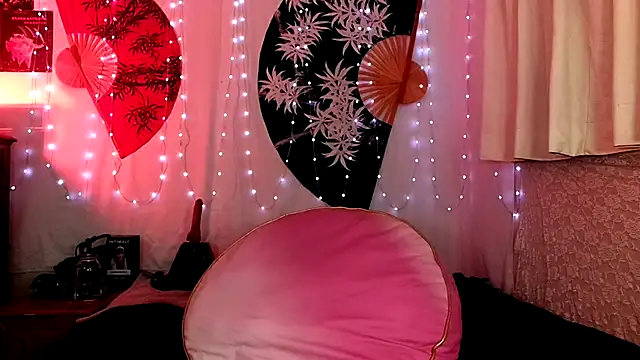 GamerGirlRoxyAndLee's Live XXX Chat