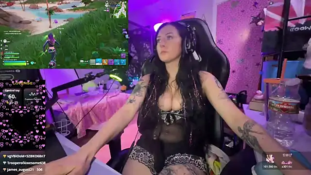 Chat XXX en directo de marleymaxwell