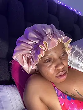 RainBougie's Live XXX Chat