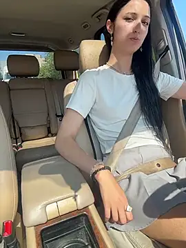 DollyTall's Live XXX Chat