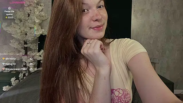 Nika_Jonson Adlı Modelin Canlı XXX Sohbeti