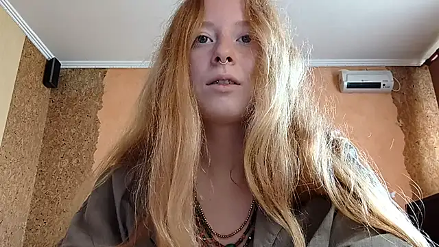 Chatroom XXX en direct de KateVibe_01