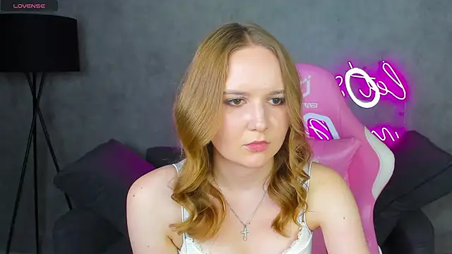 XXX chat uživo modela Emmaa_Kimm