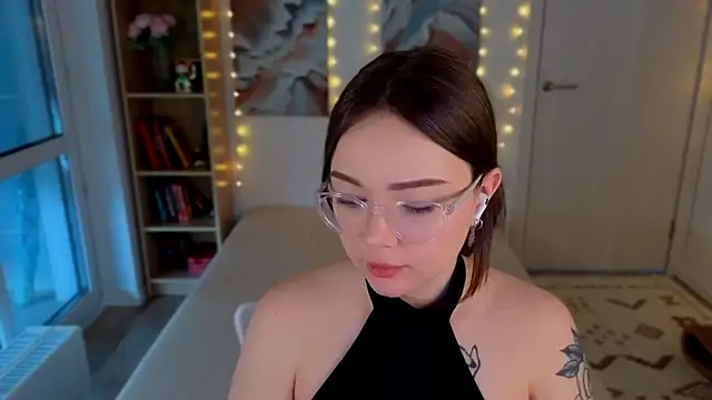 MilenaSaint XXX чат на живо