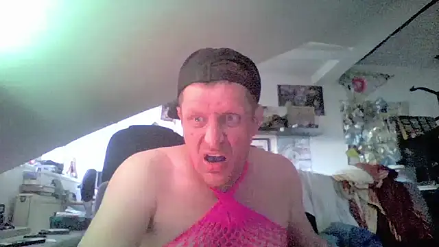 Bigthroaterboy's Live XXX Chat