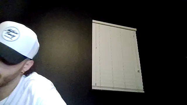 Chat XXX en directo de Mikecloudyhawk