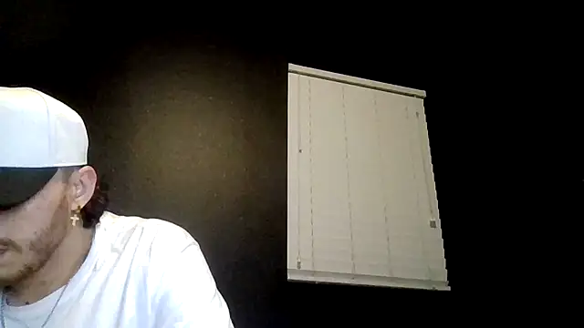 Mikecloudyhawk live XXX chat