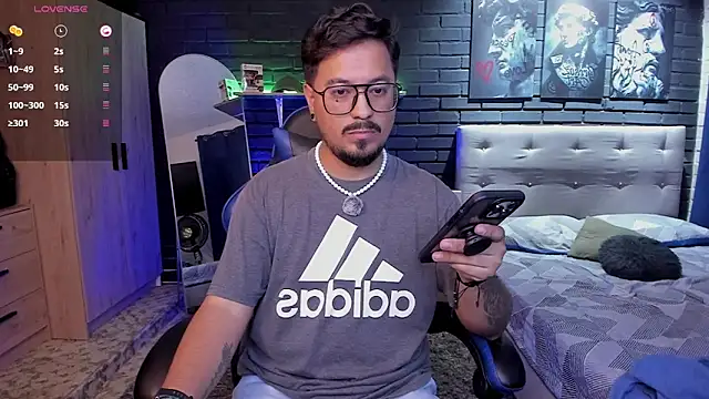 Chat XXX en directo de DaviidEvans_
