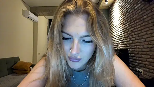 fifteenpoem Chat XXX live