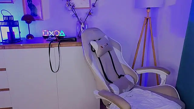e1v1s Webcam Show