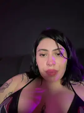 Chat XXX en directo de Draculona-666
