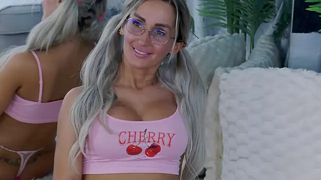 IsabelleEthan – Live XXX-chat