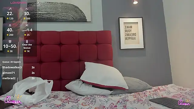 DinaDIRTY's Live XXX Chat