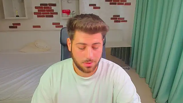 Chat +18 de DaxGreer ao vivo