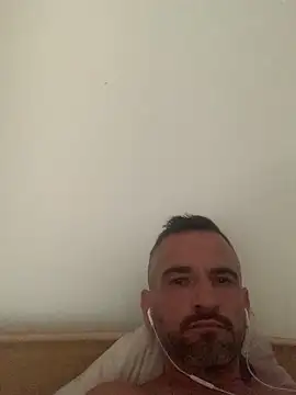 mika13113 Adlı Modelin Canlı XXX Sohbeti