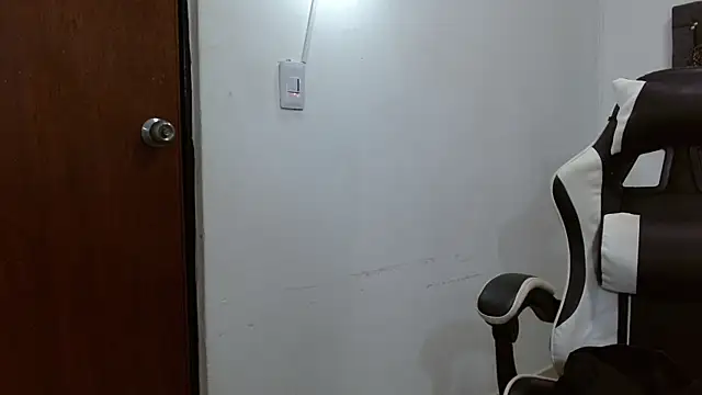 luka_big18 élő XXX-chatje