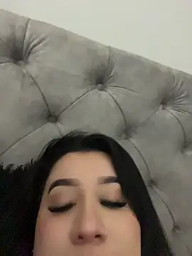 AliciawhiteeのライブXXXチャット