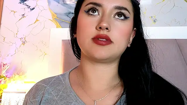 MiiaRousse_'s Live XXX Chat