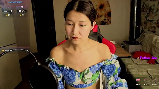 Živý XXX chat LeyylaStoone