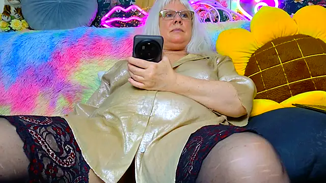 Bell_zz – Naživo XXX chat