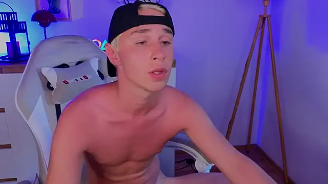e1v1s Live XXX Chat