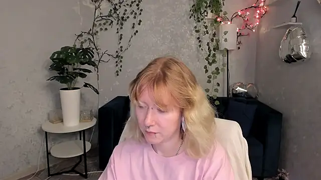 Elira_Vane Chat XXX in diretta