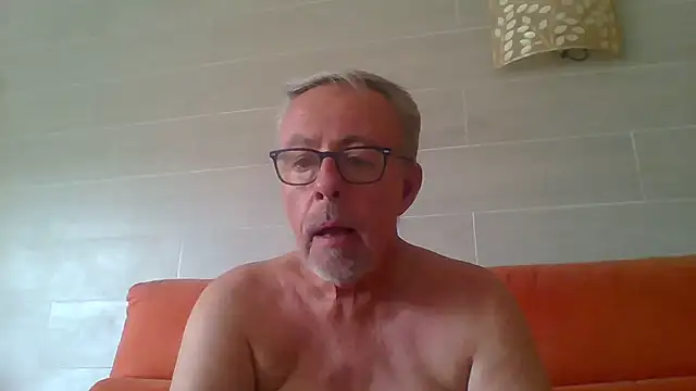 Show modela tuggy59 na web-kameri