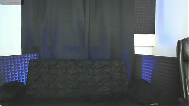 jhonnysnow17のライブXXXチャット