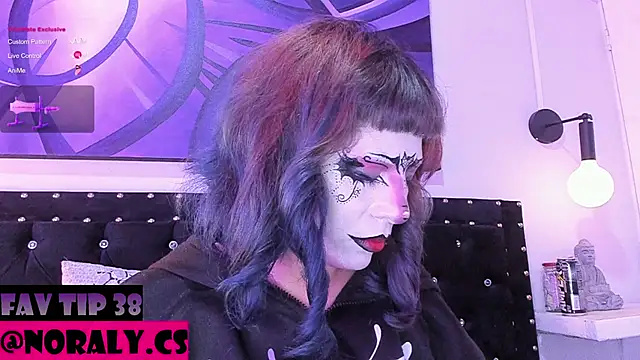 Chatroom XXX en direct de hey_noraly