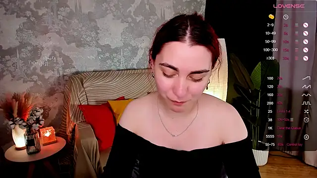 hannacheekss_ Chat XXX in diretta
