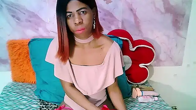 EbonySweetPeach's Live XXX Chat