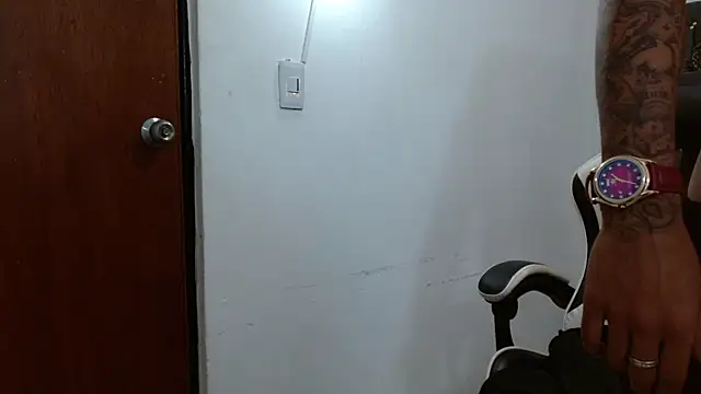 luka_big18 Chat XXX in diretta