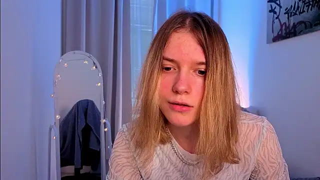 MilanaRayy Chat XXX live