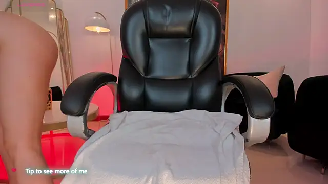NickyLawsonn Live XXX chat