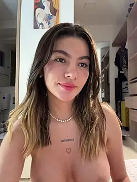 Your_Honeey Adlı Modelin Canlı XXX Sohbeti