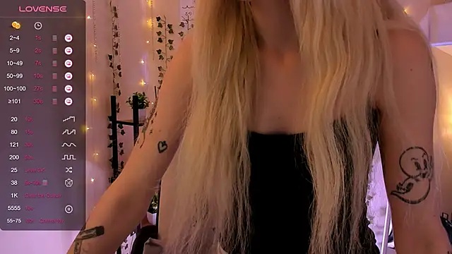 AnyaTaylor_ Chat XXX in diretta