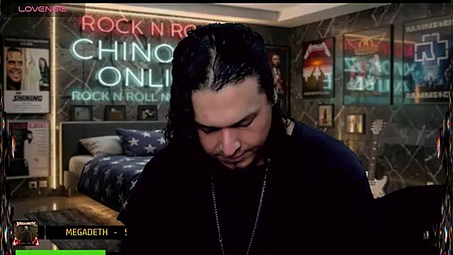 chino_roz Chat XXX in diretta