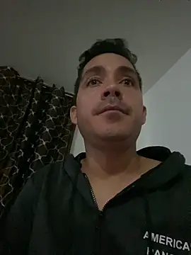 Gabriel_leon33's Live XXX Chat